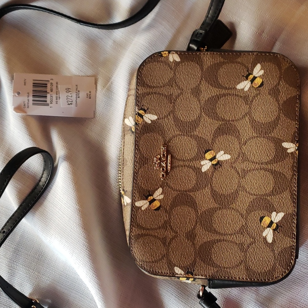 Coach purse and wallet - Picture 2 of 5